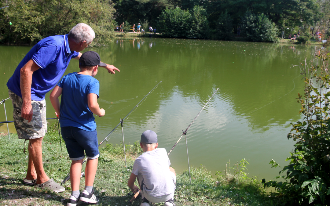 Fischen und Grillen für Kinder am Hallenbadteich 2024.